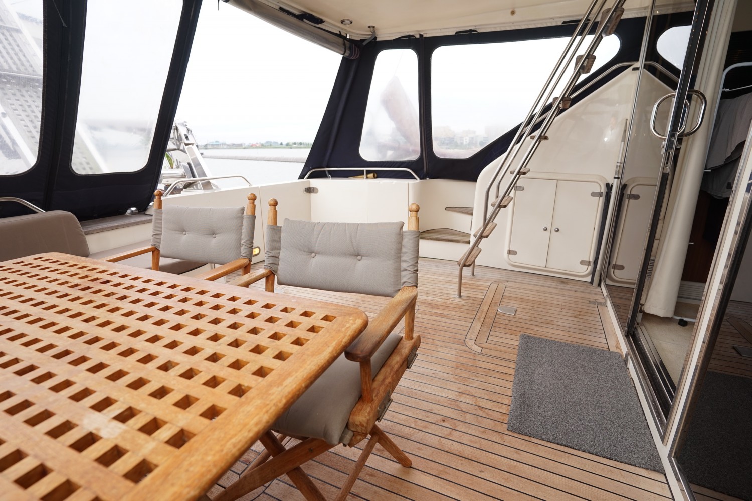 foto: 22 Fairline Squadron 62