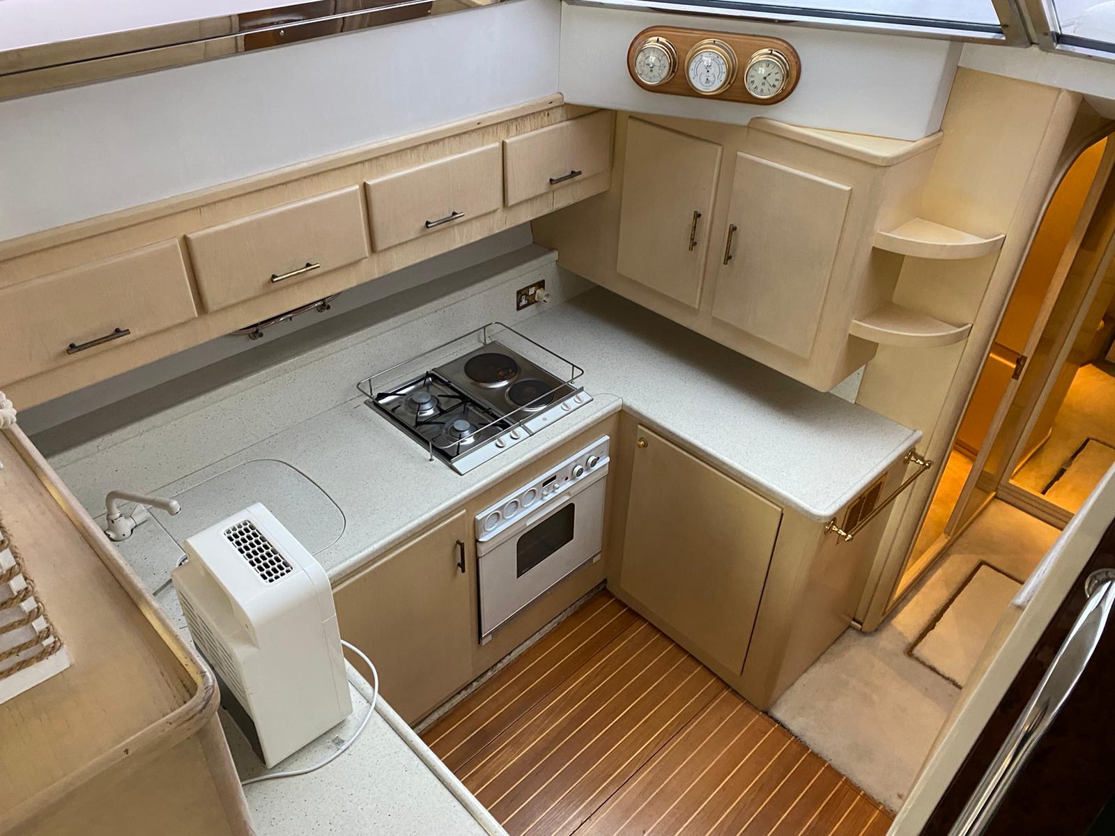 foto: 19 Fairline  50