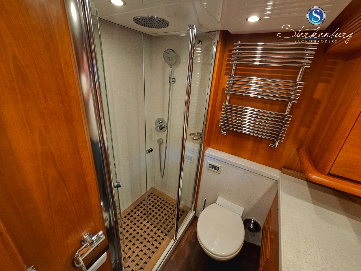 foto: 44 Valk Continental II 2300 ALU-IPS