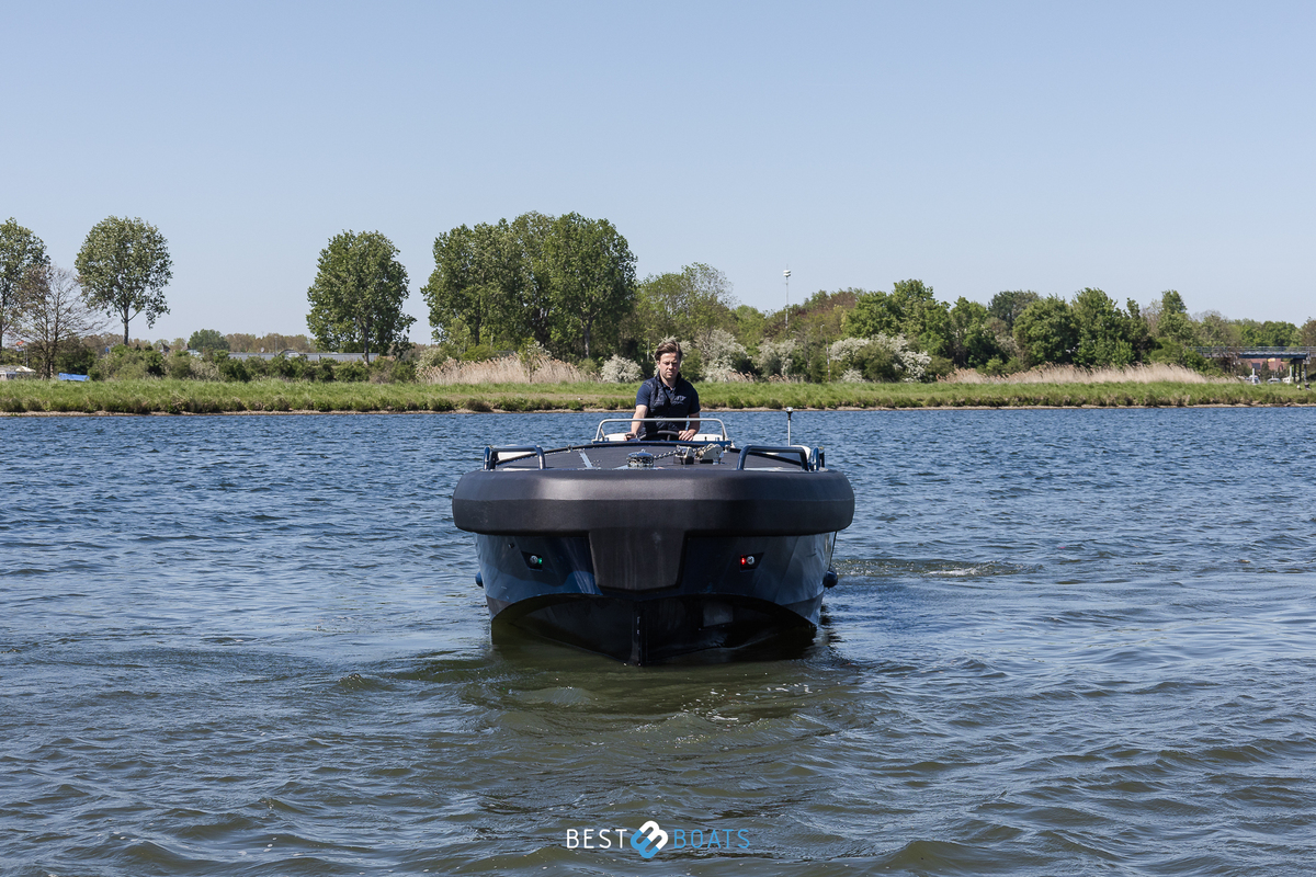foto: 15 Stormer marine Tender R75