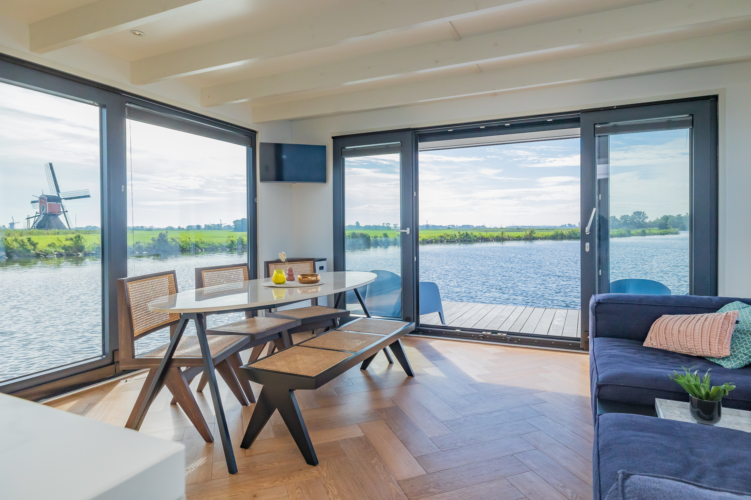 foto: 28 Surla (met Tender) Houseboat 15 Volledig Elektrisch With Charter