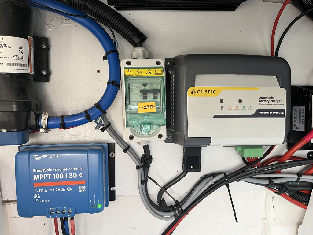 foto: 18 Jeanneau NC 9