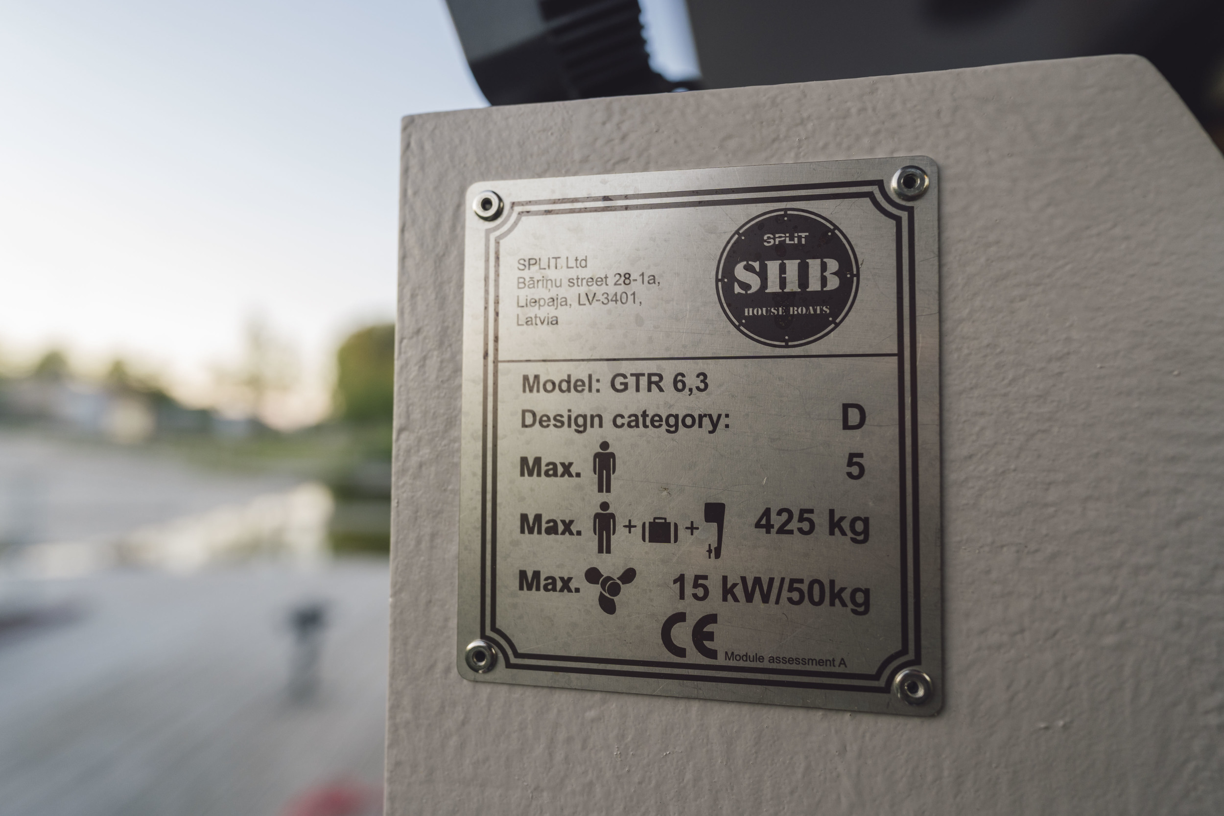 foto: 24 SHB Houseboat GTR 6.3