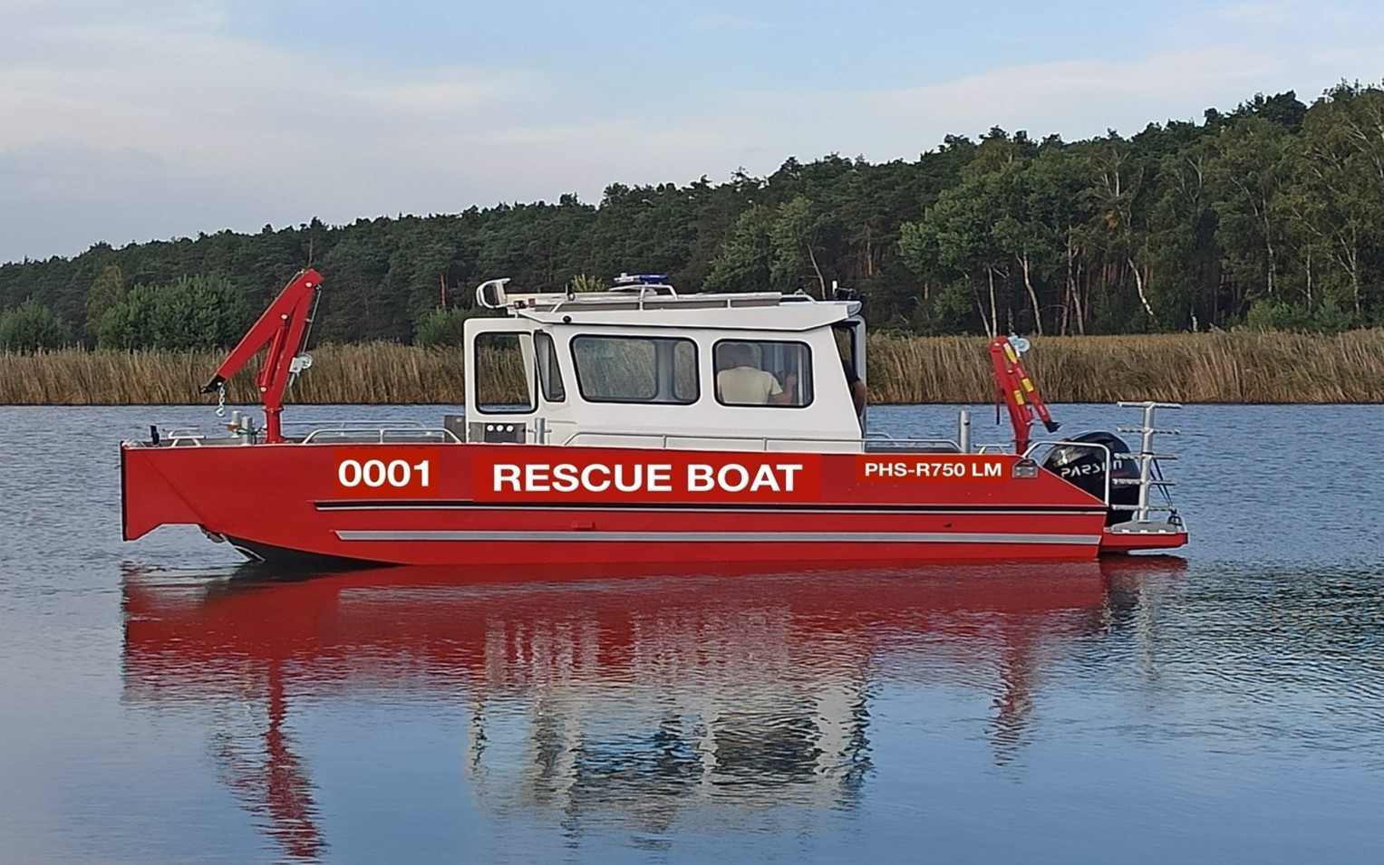 hoofdfoto: 1 Fire And Rescue Boat PHS-R750