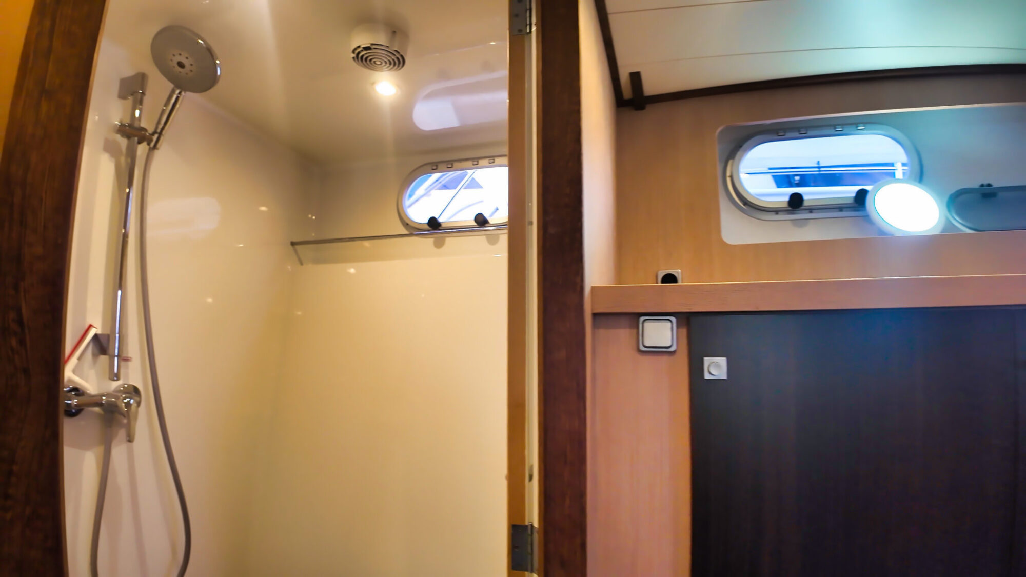 foto: 51 Aventura Aventura 43 AK Cabrio