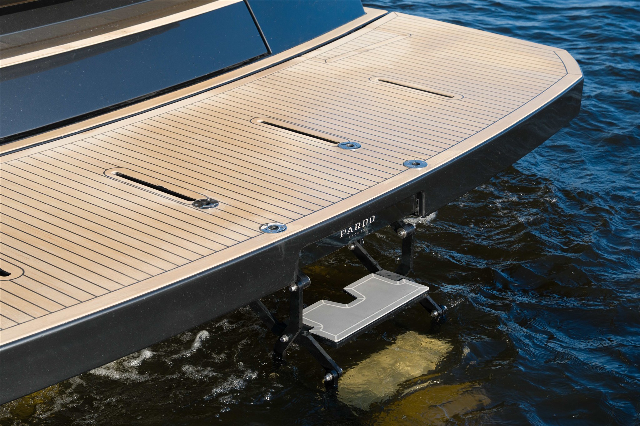 foto: 34 Pardo Yachts Pardo 43 New Model! Demo