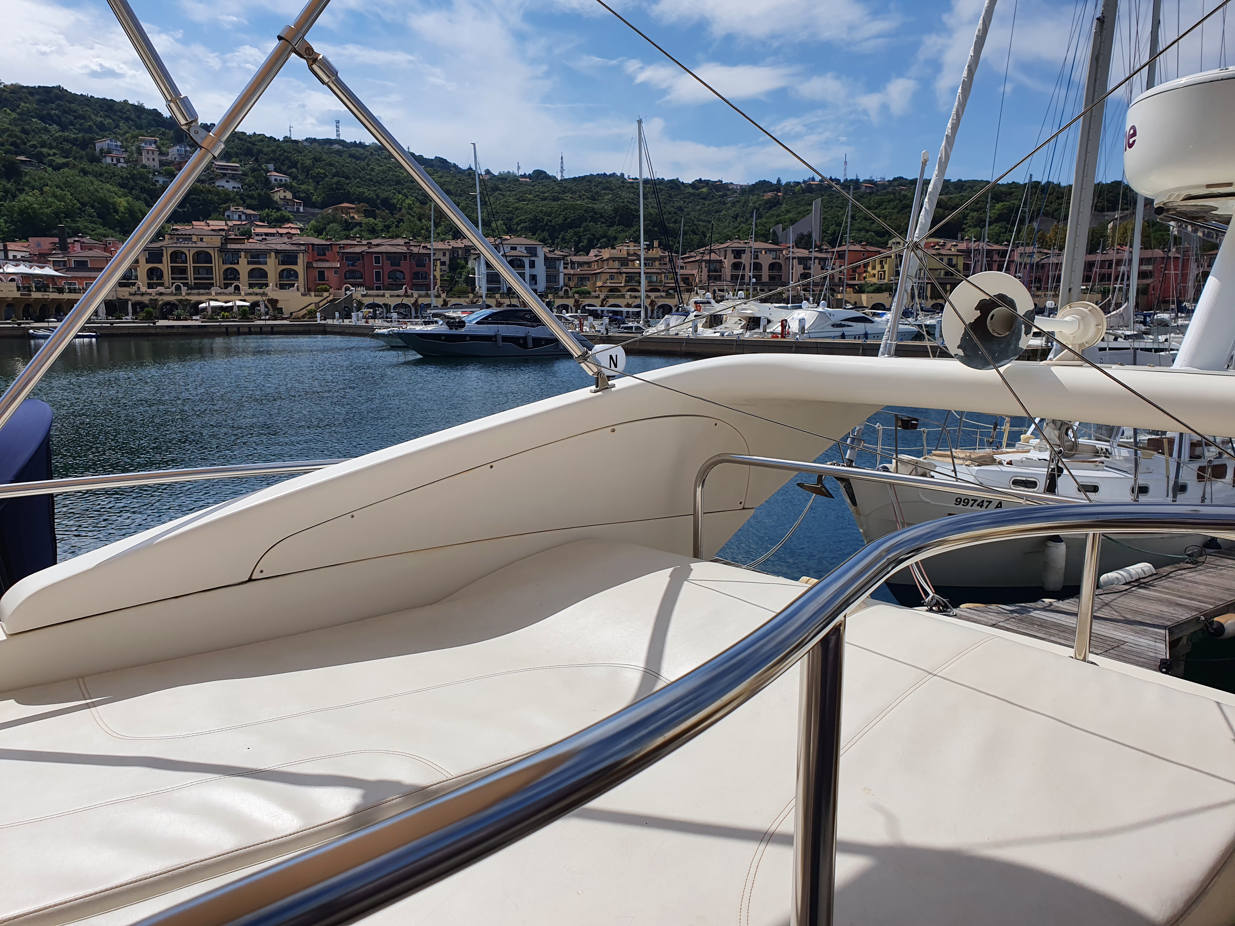 foto: 25 Azimut 42 Fly Evolution