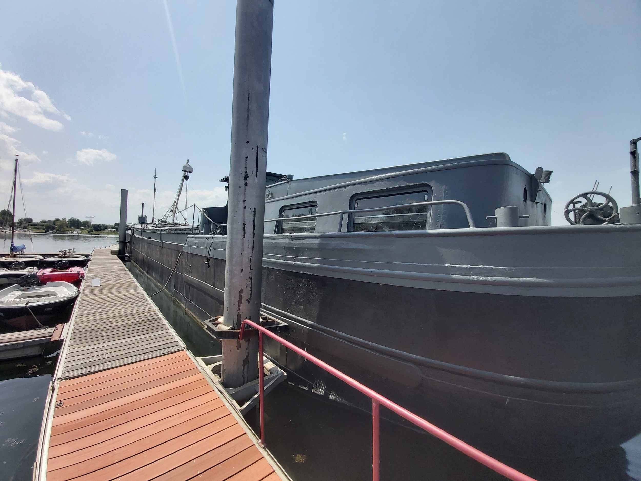 foto: 42 Spits 38.00