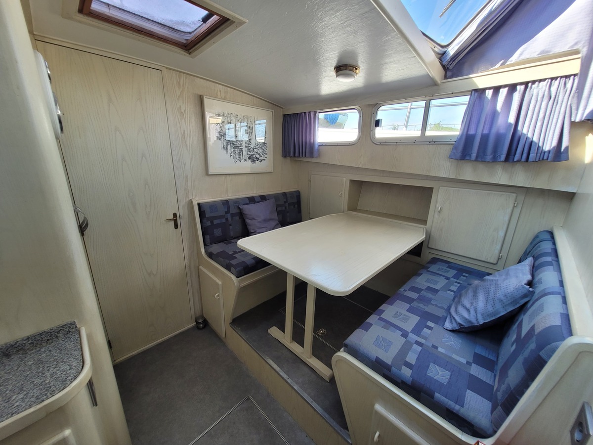 foto: 29 Linssen  42 SL 