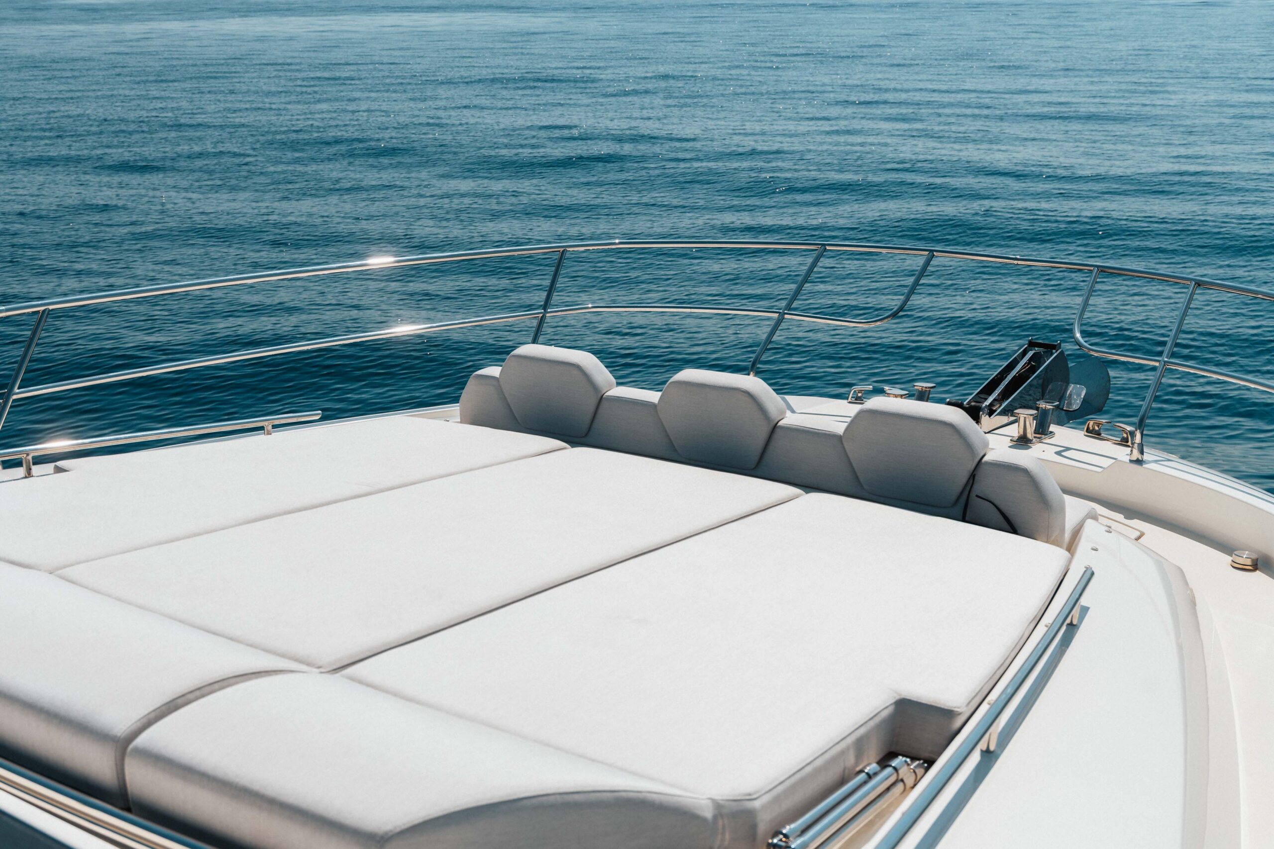 foto: 73 Prestige 690 flybridge