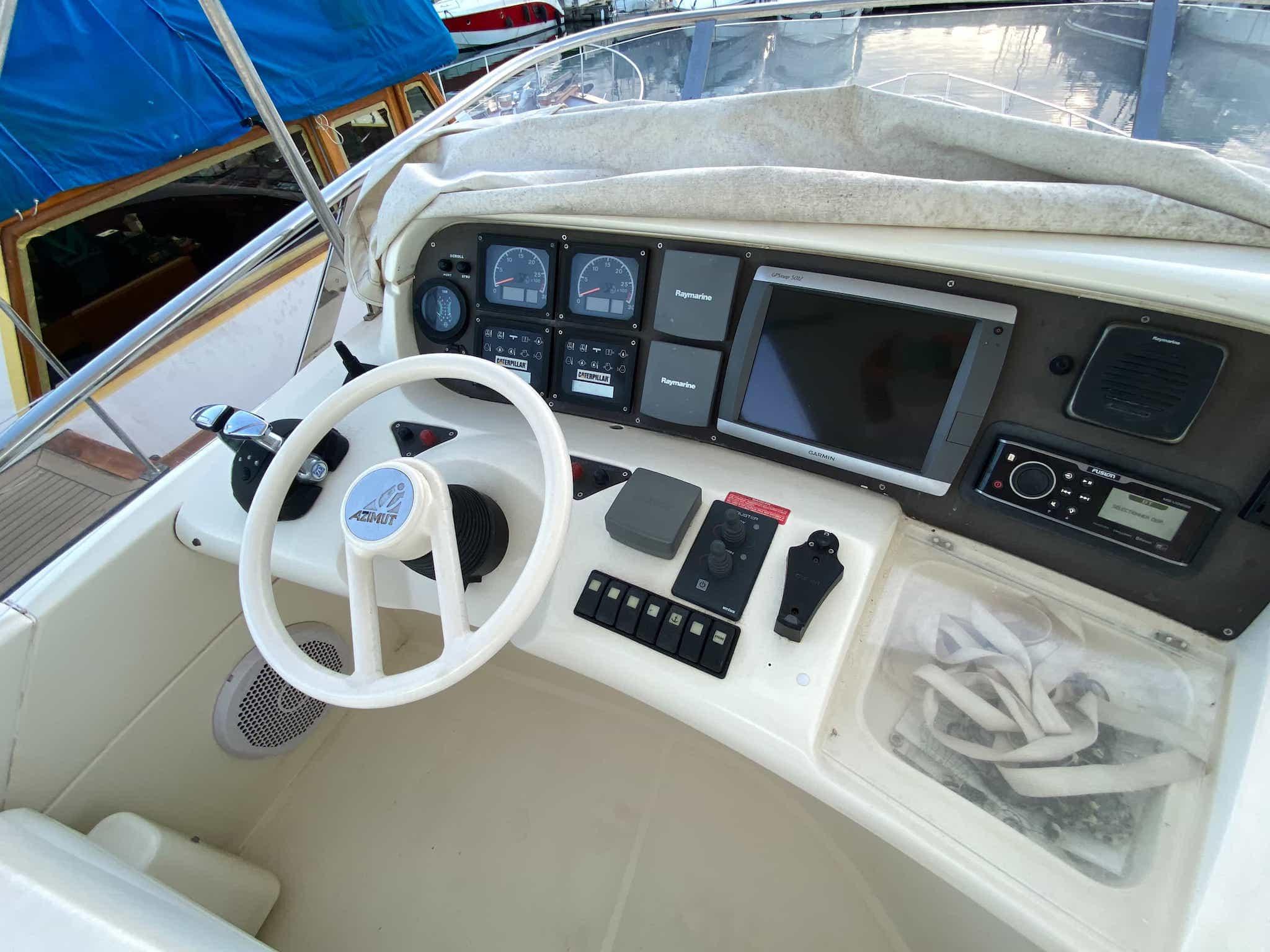 foto: 14 Azimut  55