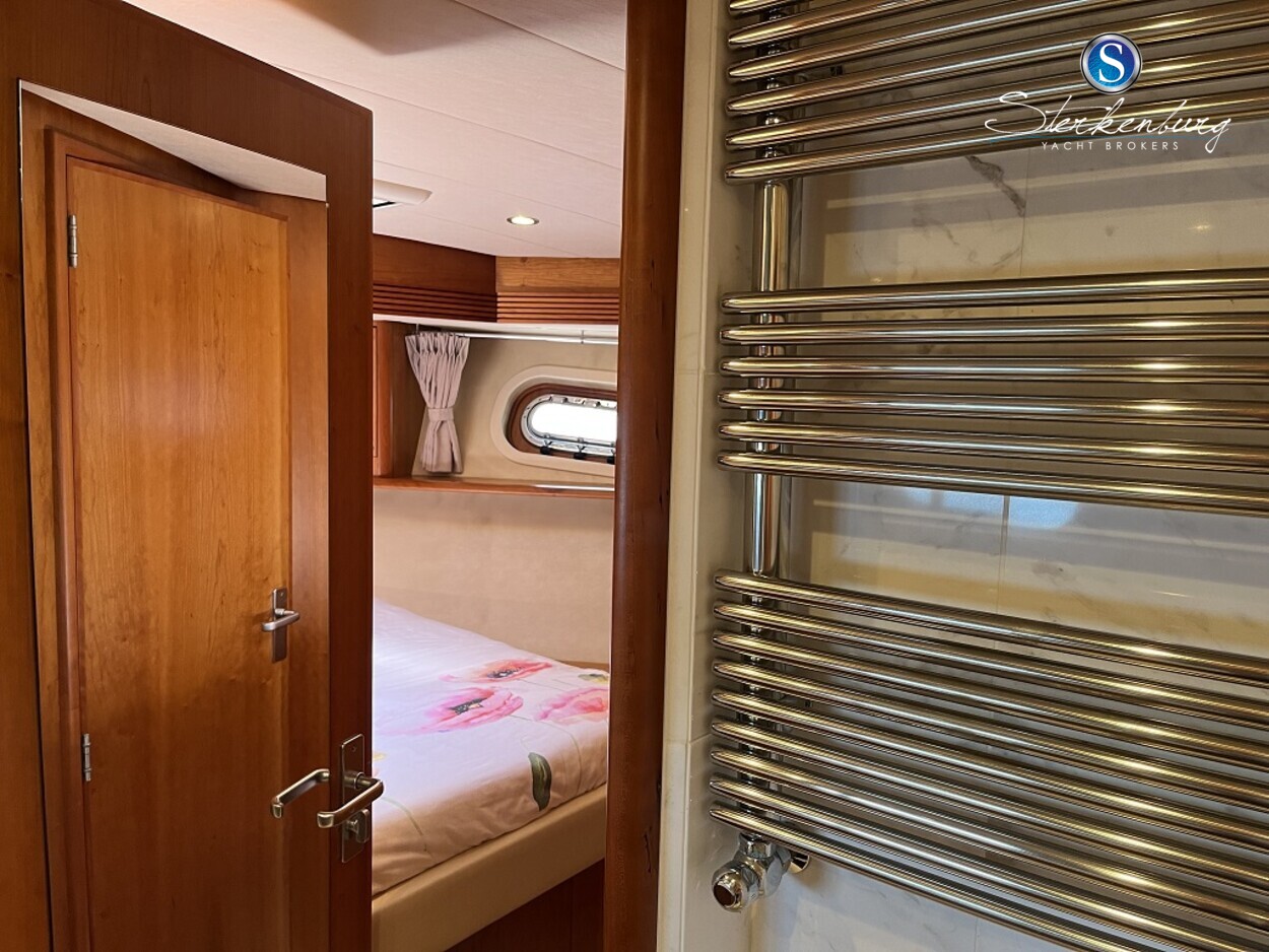 foto: 64 Valk Continental 15.50 FR