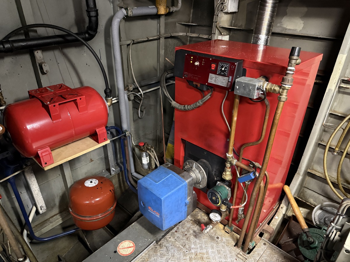 foto: 34 Ex-Patrouille Vaartuig Varend Woonschip