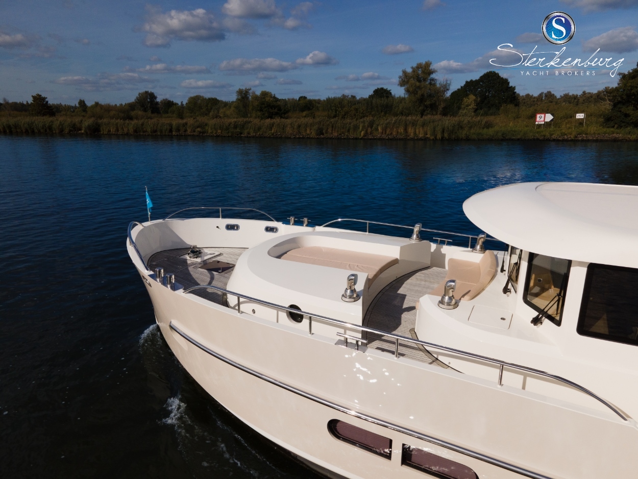 foto: 42 De Alm Grand Voyager 65