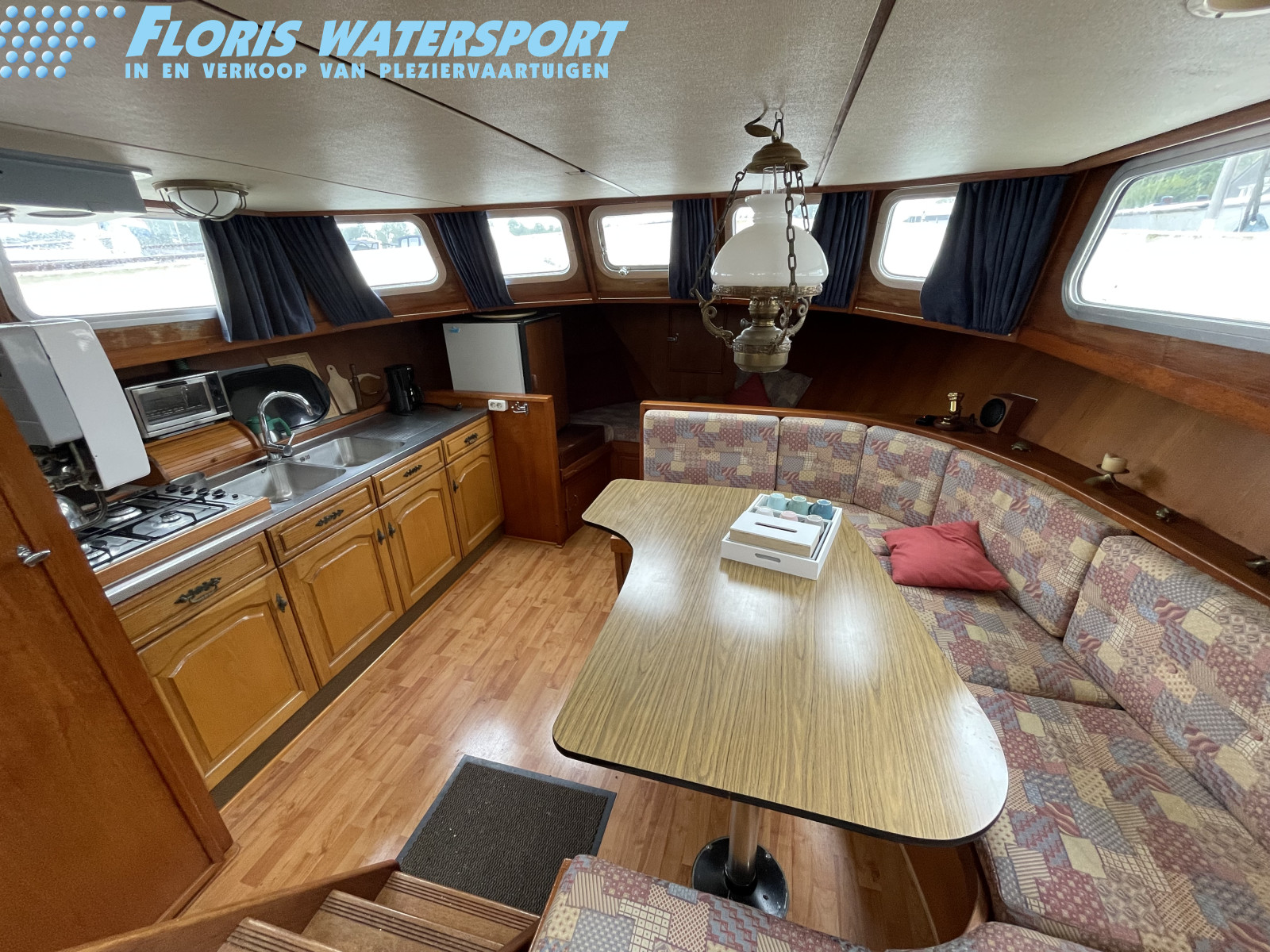 foto: 6 Van Brussel trawler 1380