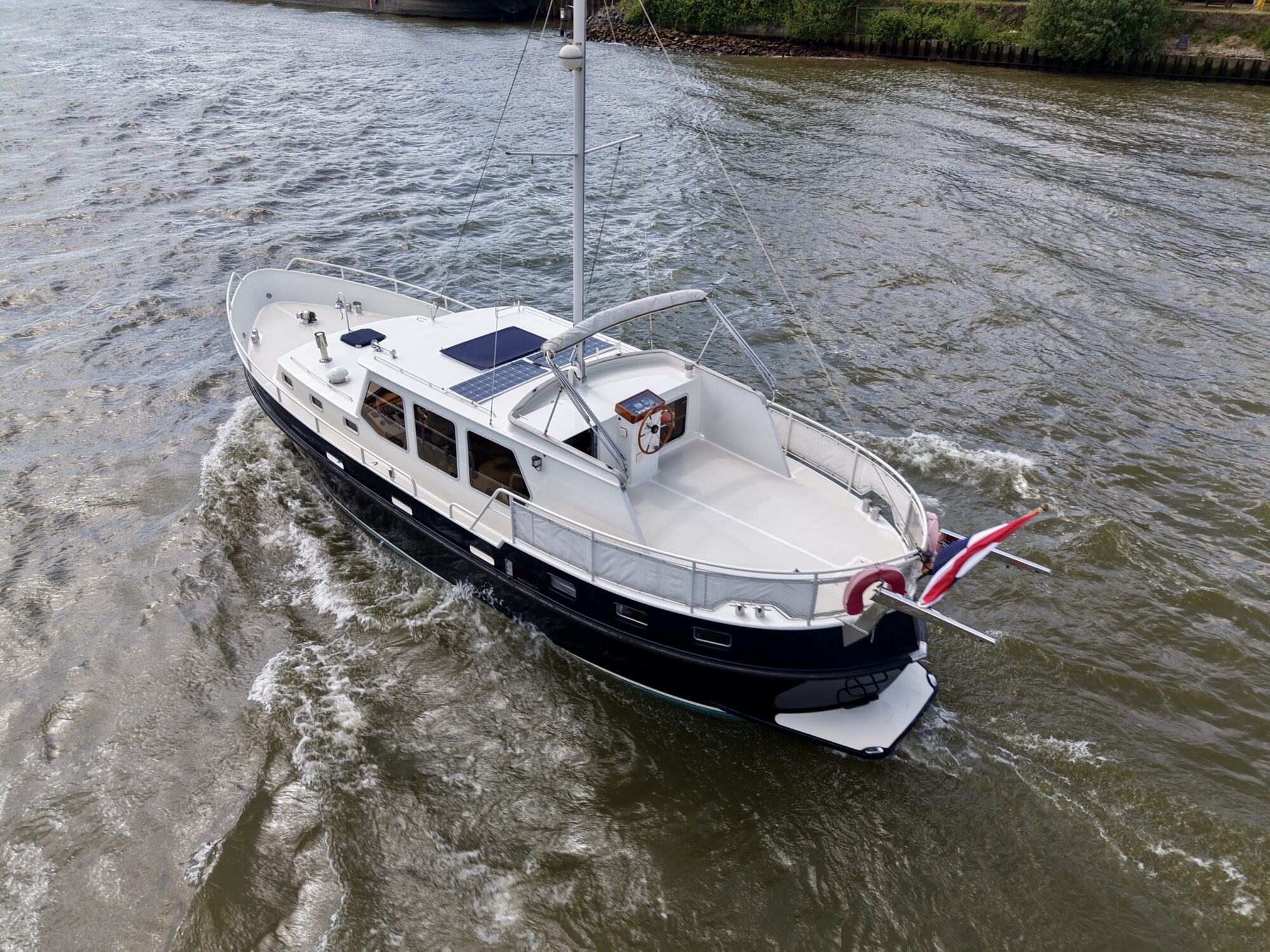 foto: 51 Monty Bank Monty Bank Kotter 41 AK Cabrio