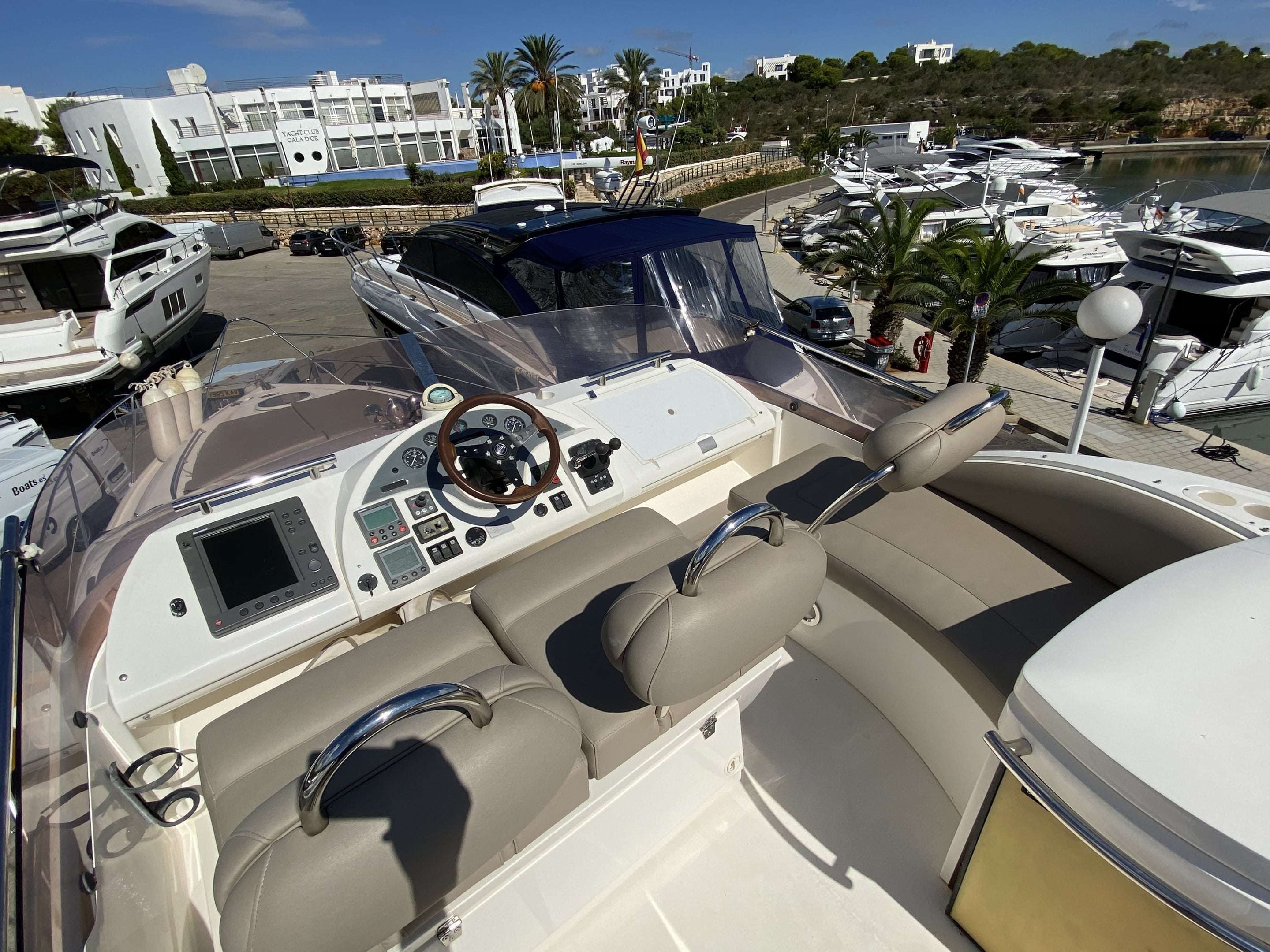 foto: 12 Fairline 40 fly