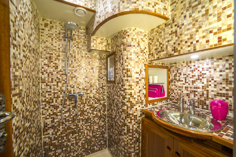 foto: 39 Luxe Motor Cruise 19.75