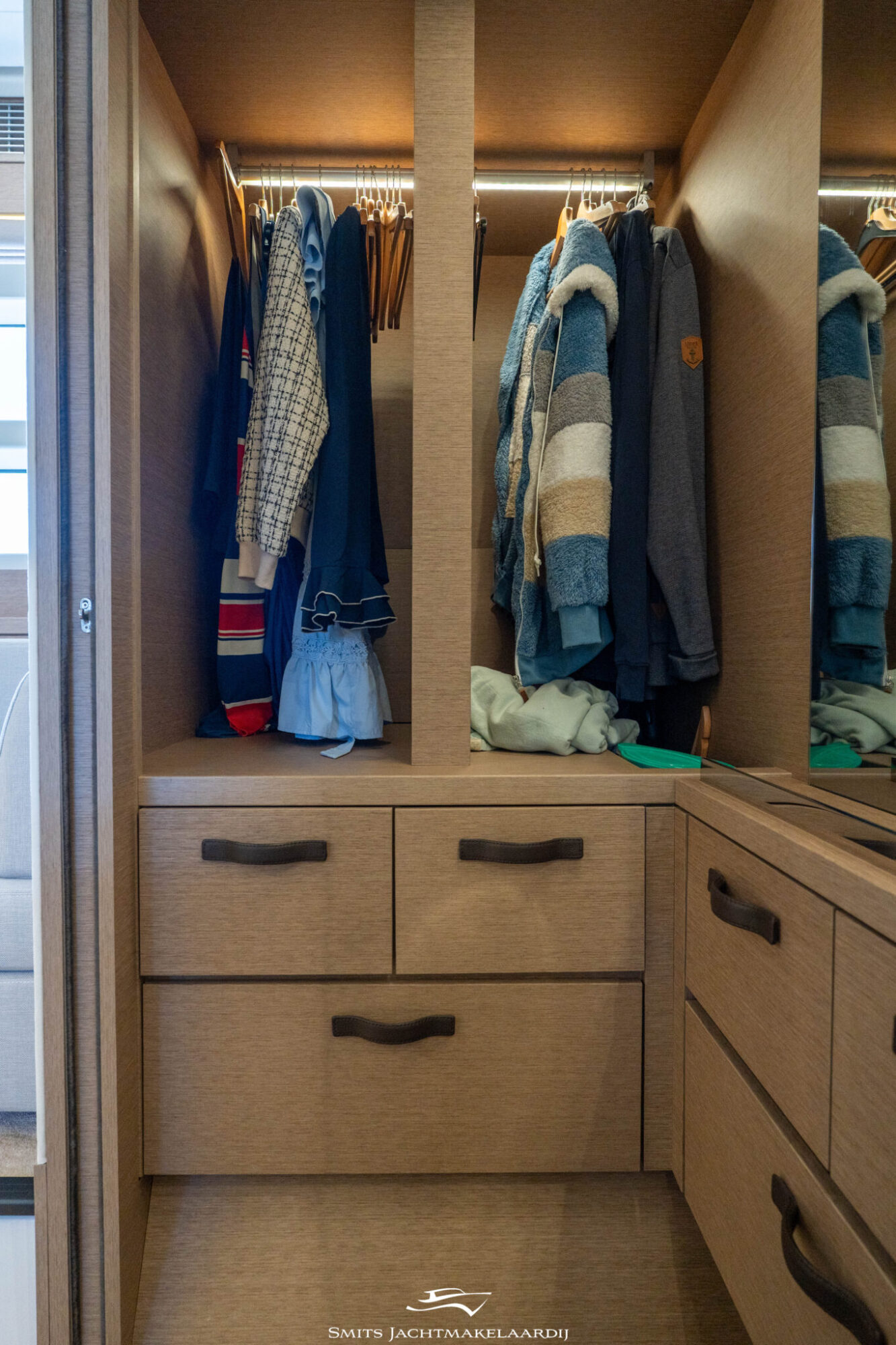 foto: 42 Prestige Prestige 590 Flybridge