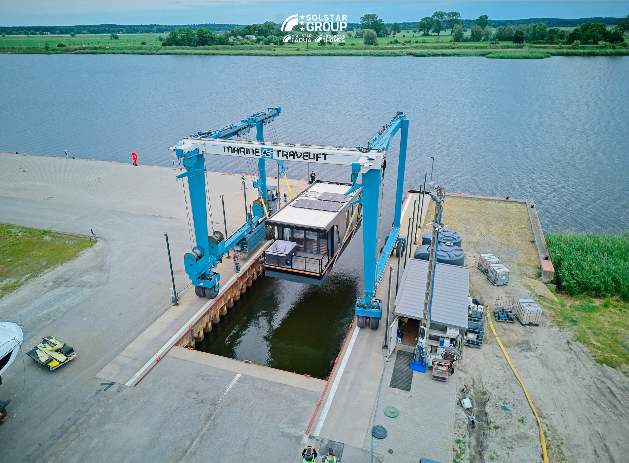 foto: 9 Solstar Houseboat Basic 11-4,2