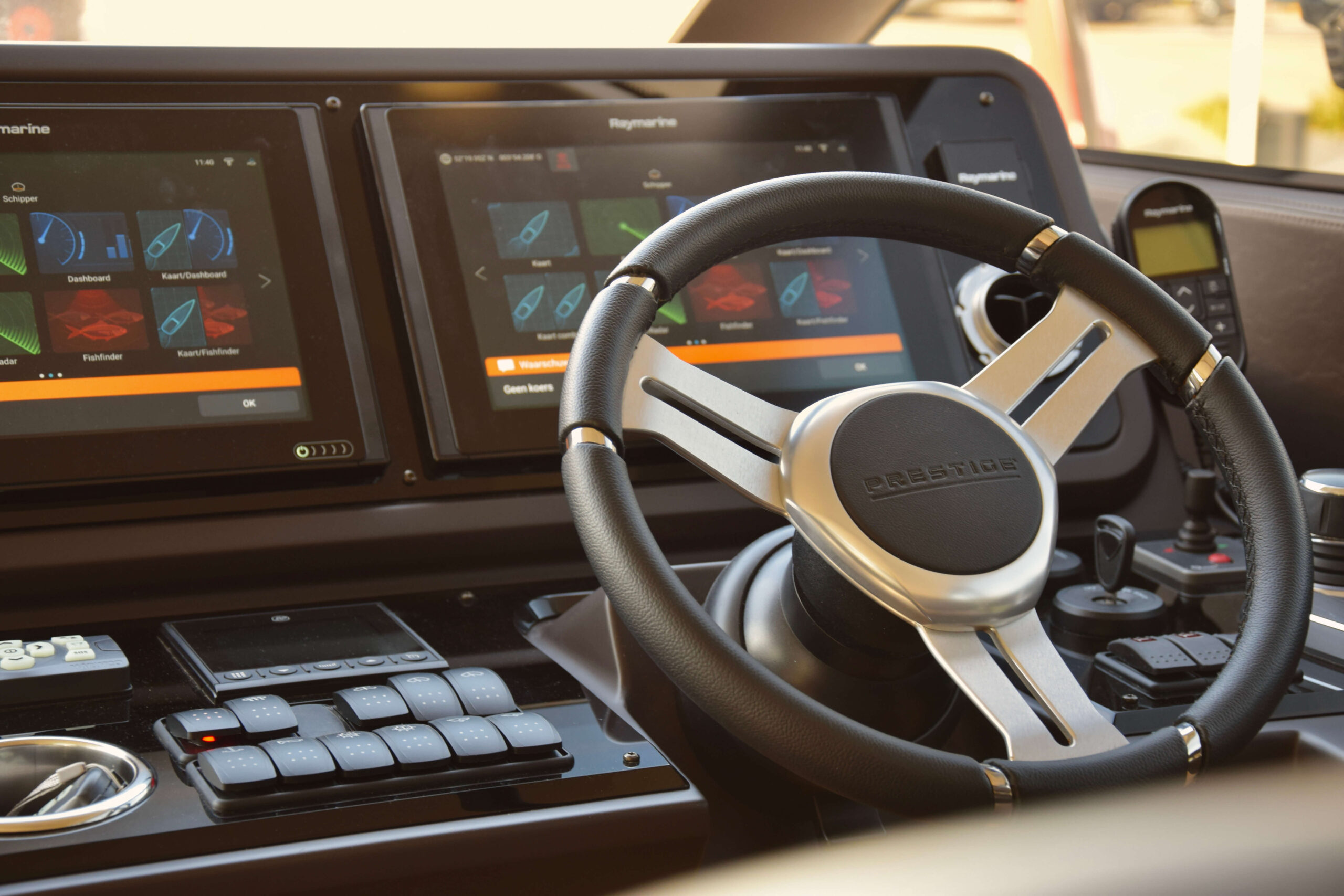 foto: 44 Prestige 590