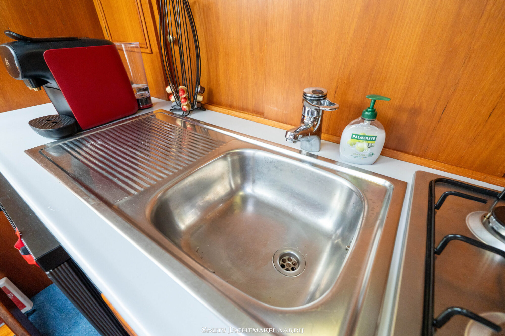 foto: 15 Stevens Columbus Stevens Bakdekkruiser 10.70 AK