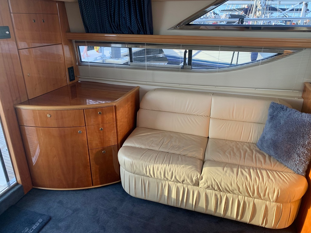 foto: 18 Princess Princess 440 FLY
