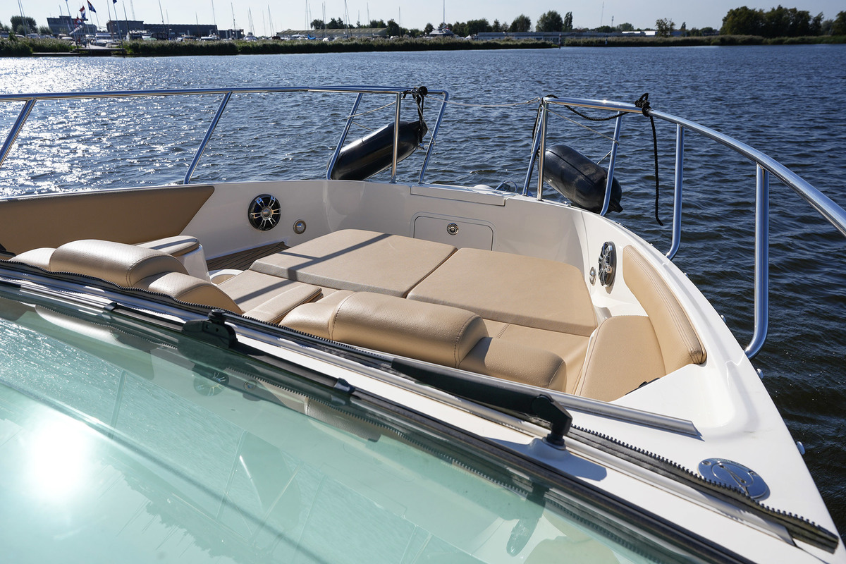 foto: 38 Sea Ray Sundancer 290