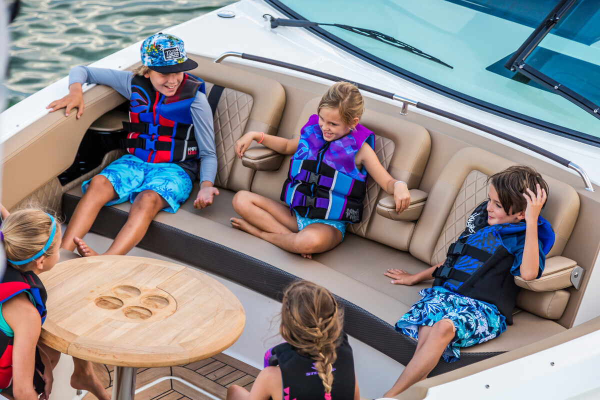 foto: 20 Sea Ray SLX 400 Outboard