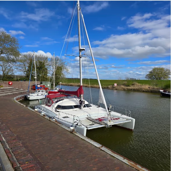 Fountaine Pajot Antigua 37