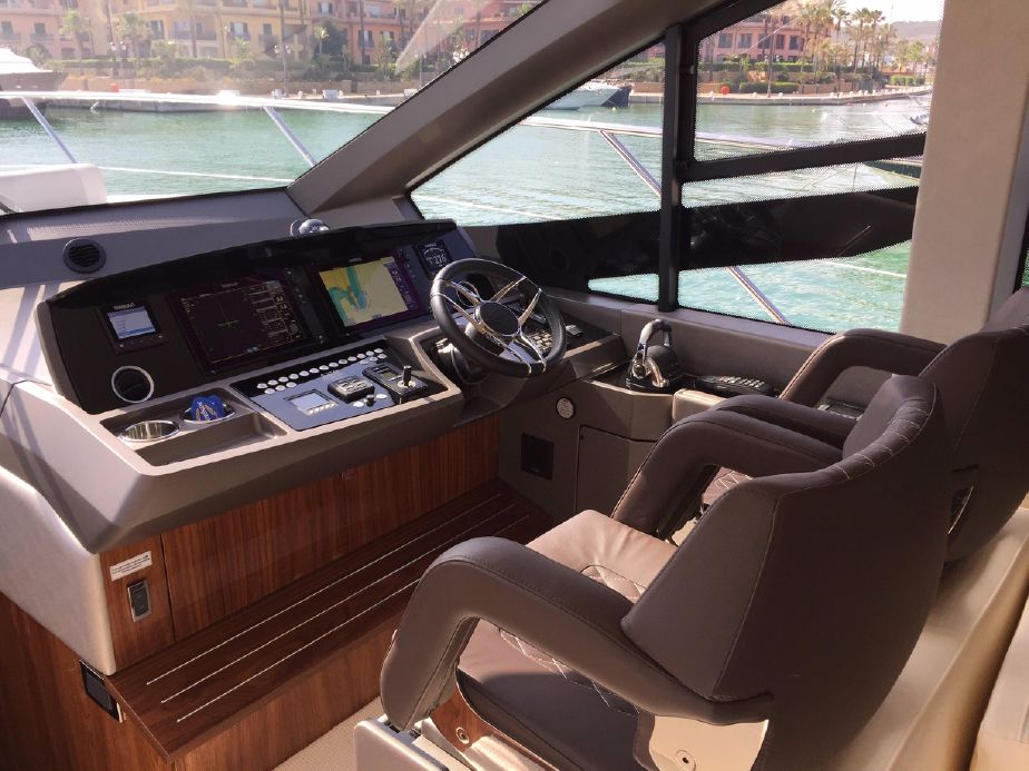 foto: 11 Sunseeker Manhattan 52