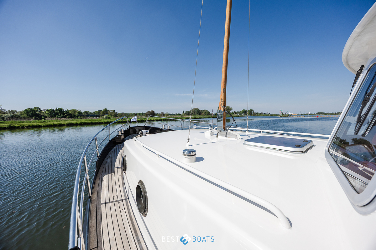 foto: 39 Exellent 1000 Hybride Patrol