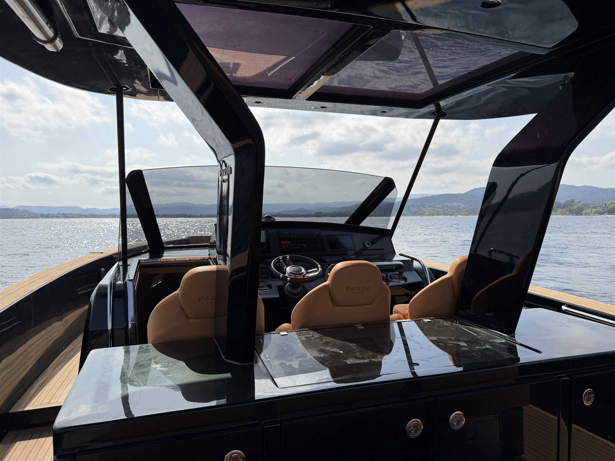 foto: 14 Pardo Yachts 43