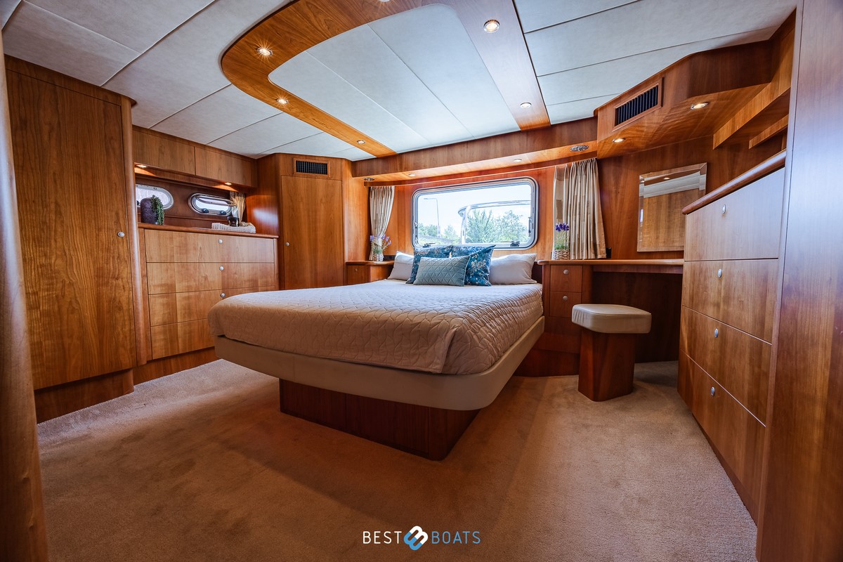 foto: 30 Van den Hoven Exclusive 1600