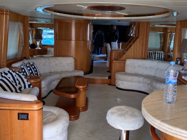 foto: 15 Elegance 82