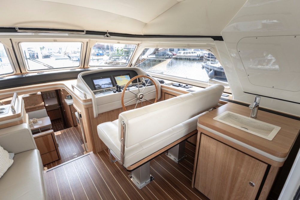 foto: 5 Linssen Grand Sturdy 480 AC Variotop