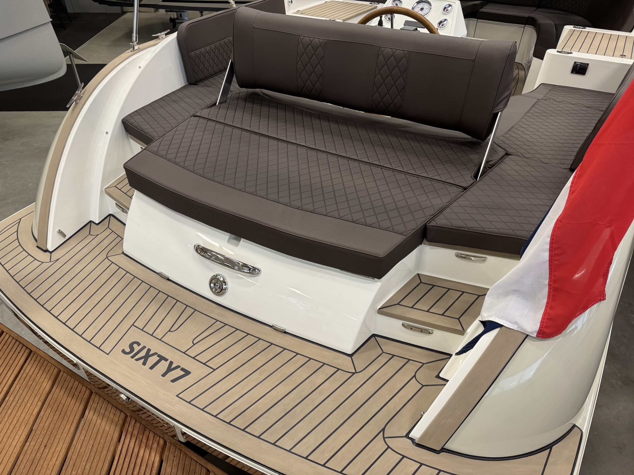 foto: 13 Antaris Sixty7 (op voorraad)