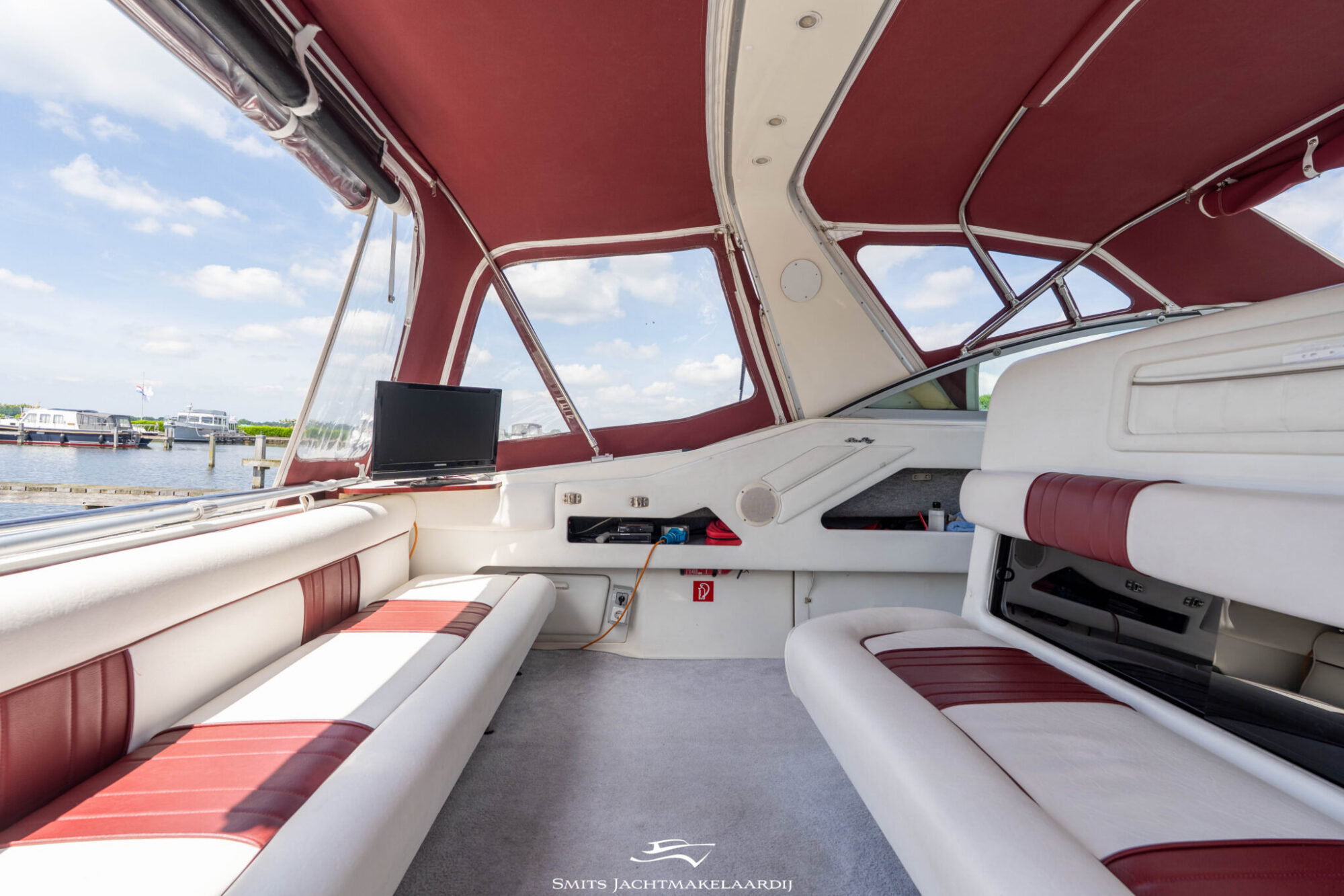 foto: 21 Sea Ray Sea Ray 370 Express Cruiser