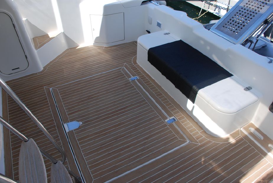 foto: 8 Azimut 40 Fly