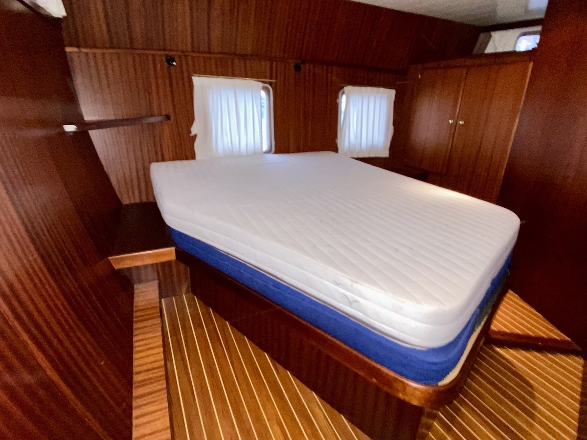 foto: 8 Privateer 37 Hybride