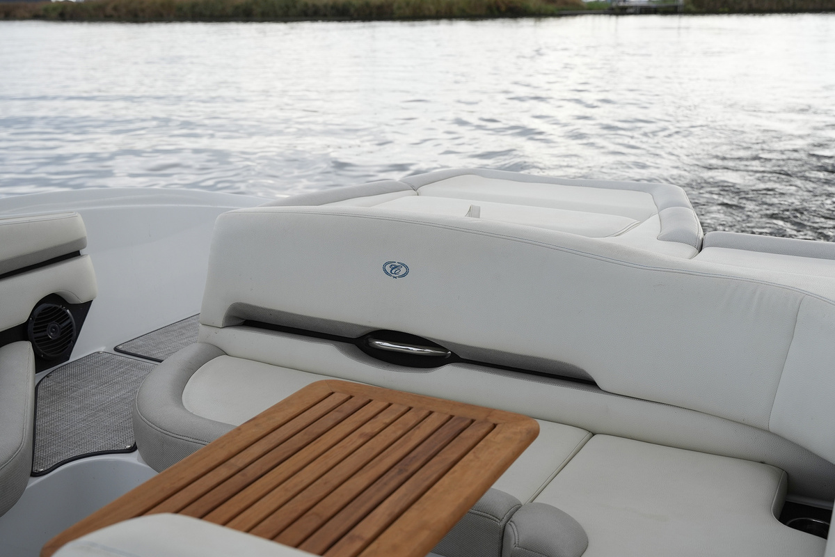 foto: 45 Cobalt CS23
