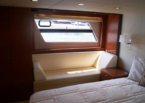 foto: 16 Prestige 60 Fly