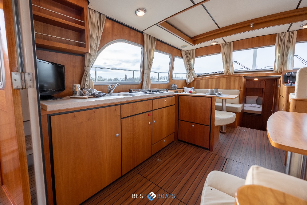 foto: 6 Linssen Grand Sturdy 40,9 Sedan