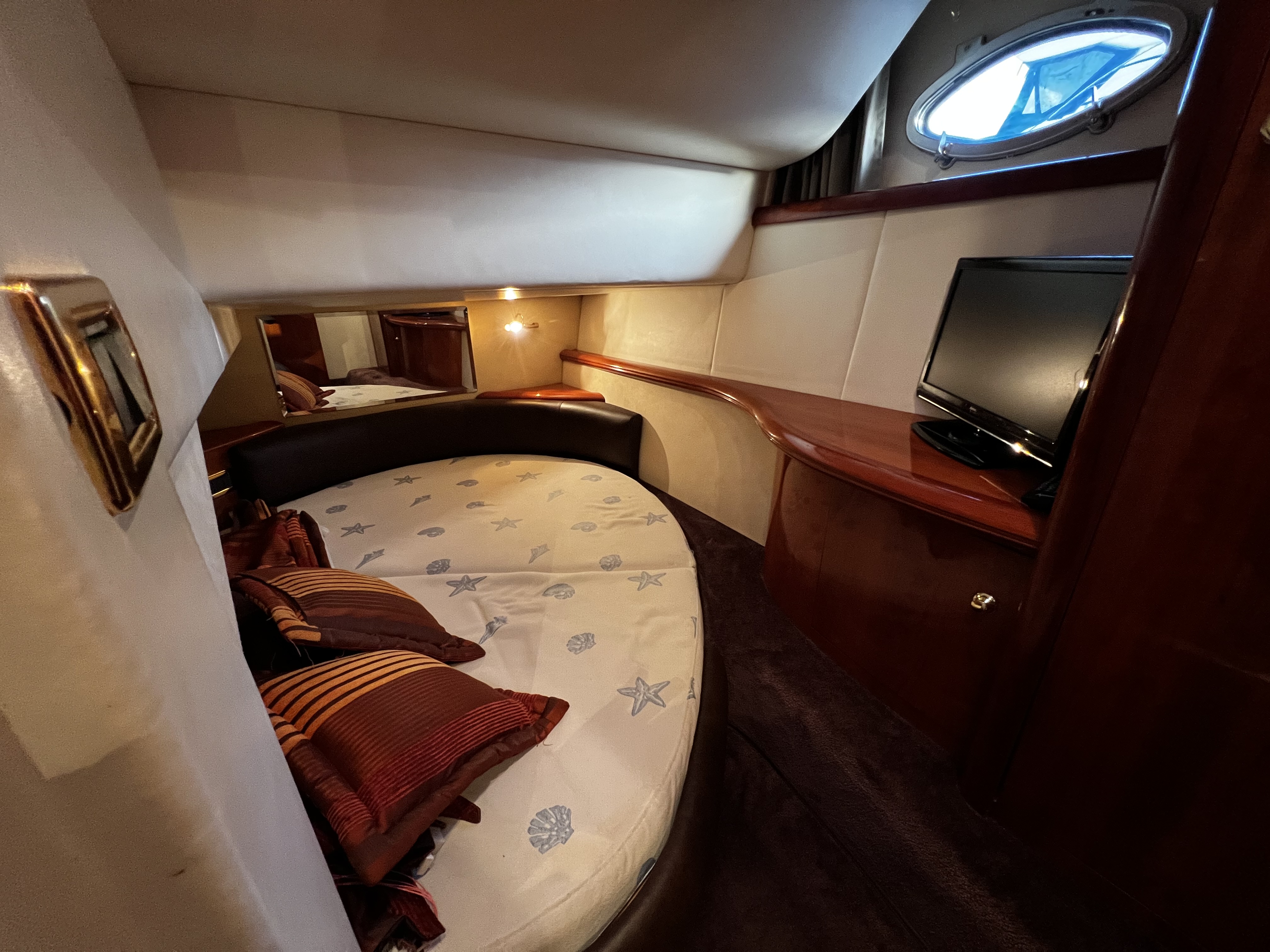 foto: 16 Cranchi 50 Atlantique