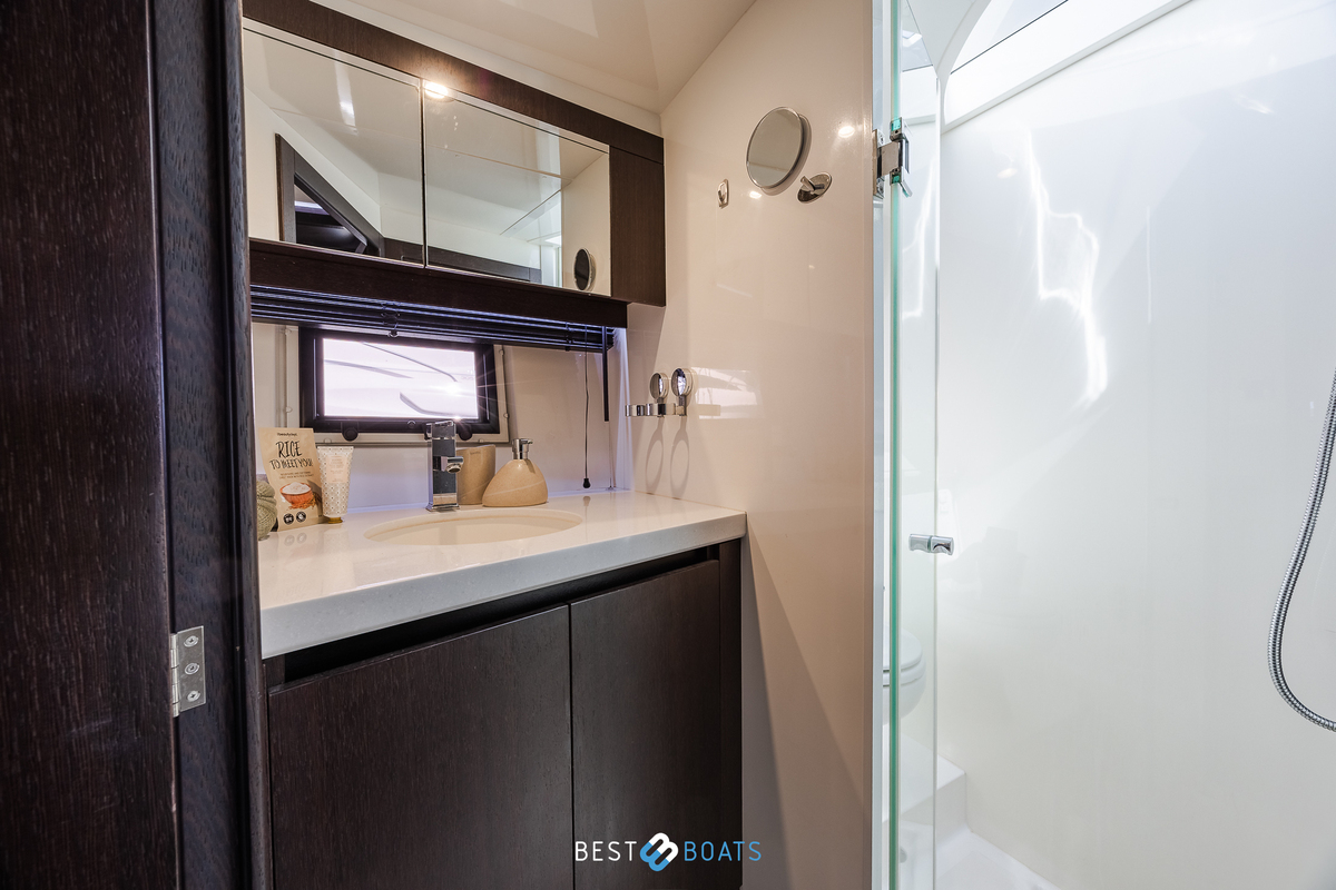 foto: 32 Galeon 385 HTS