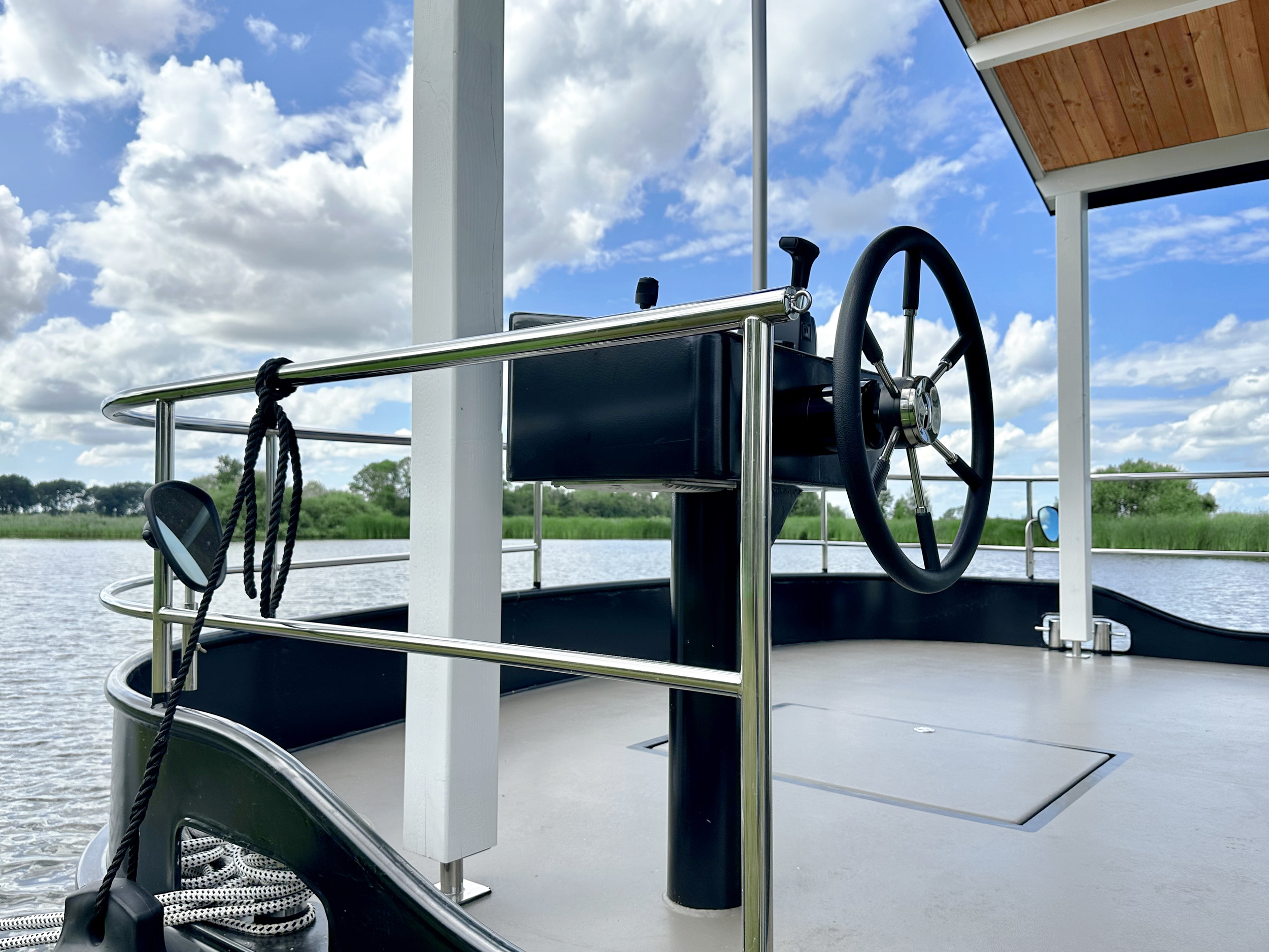 foto: 43 HOMESHIP VaarChalet In Amsterdam 1250D Luxe Houseboat