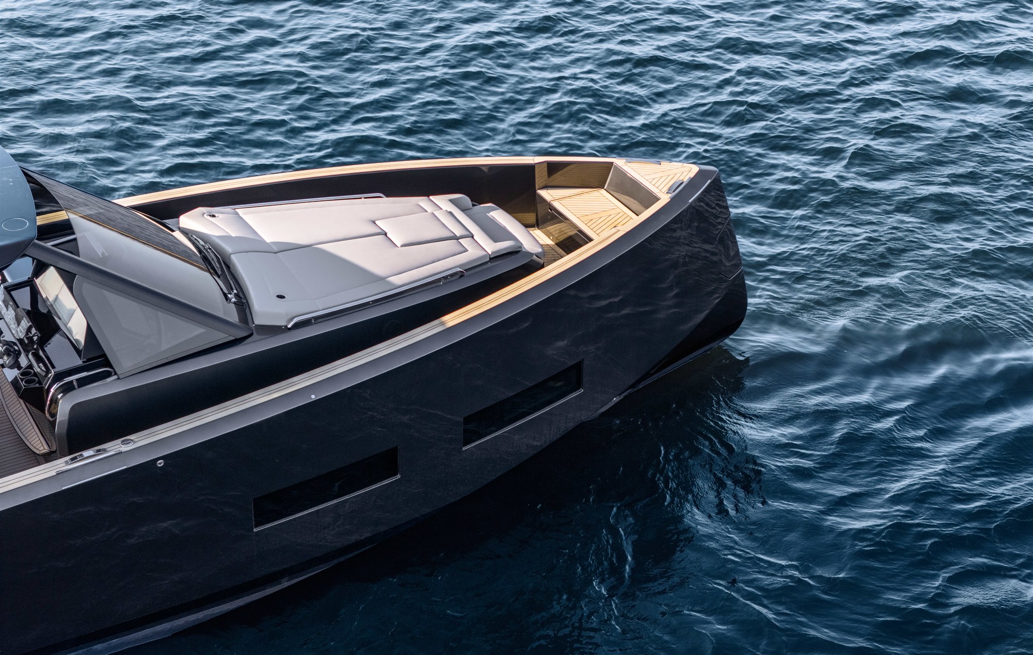 foto: 37 Pardo Yachts Pardo 43 New Model! Demo