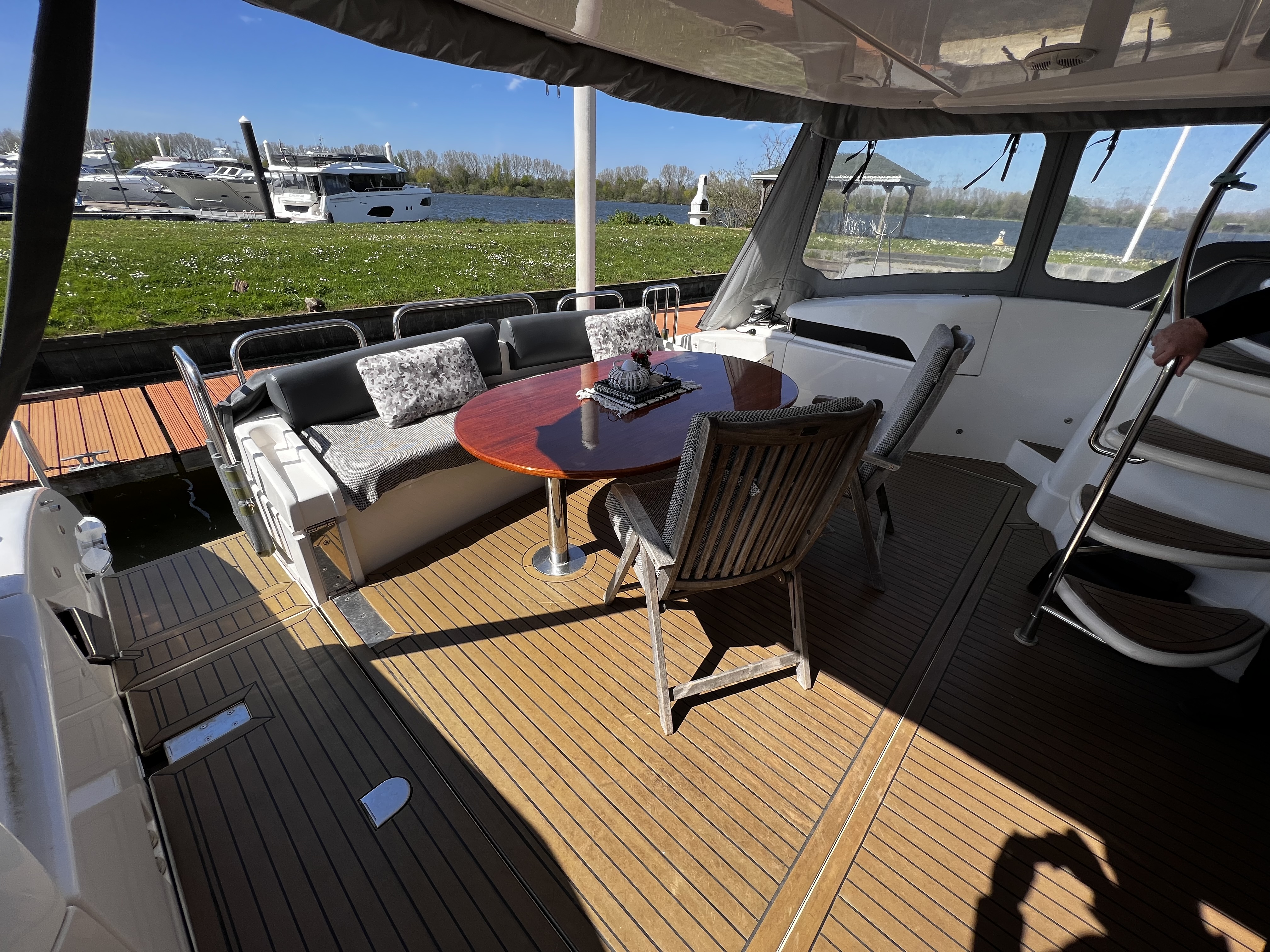 foto: 20 Ladenstein 72