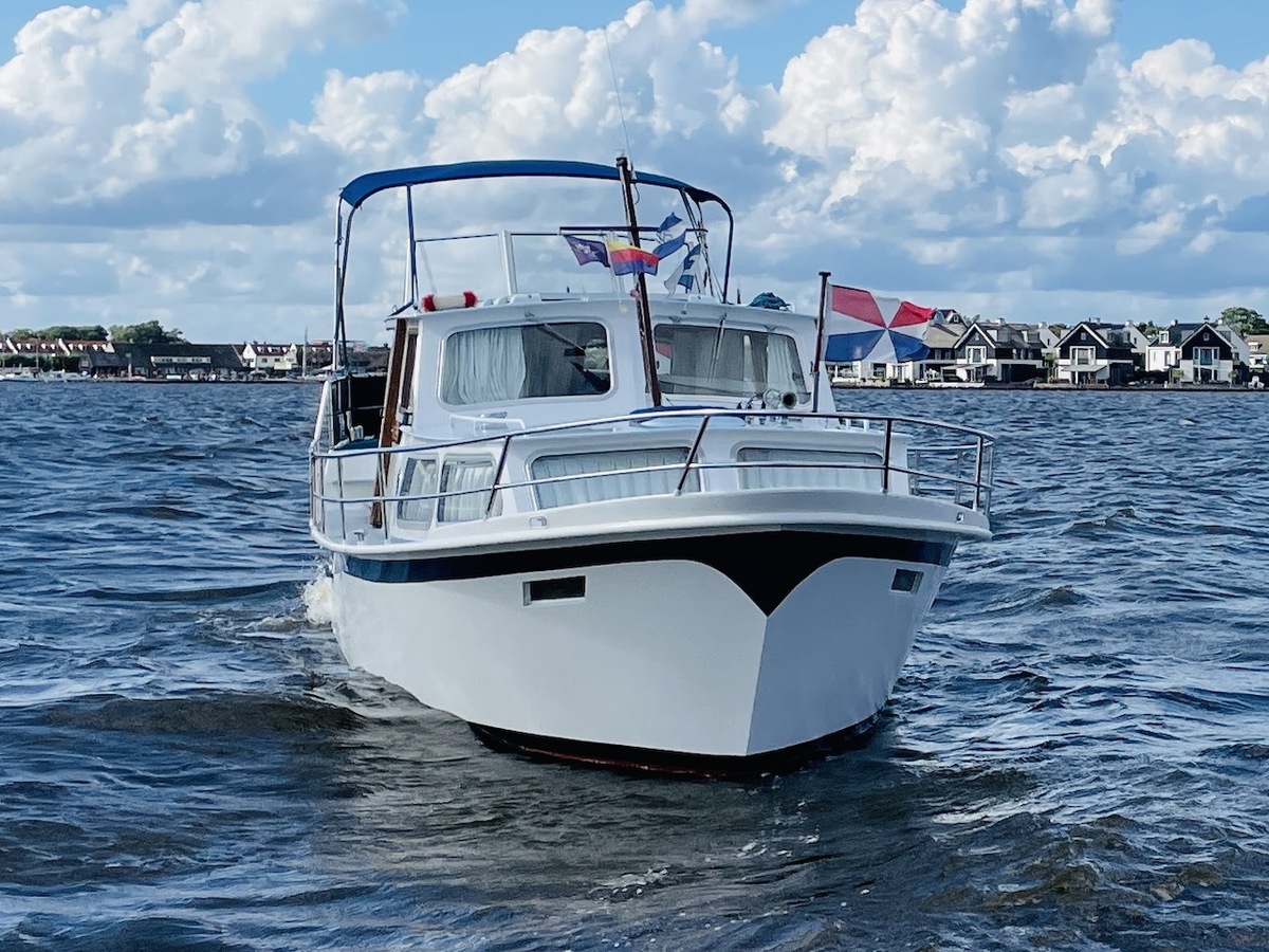 hoofdfoto: 1 Stabila kruiser 1050 AK