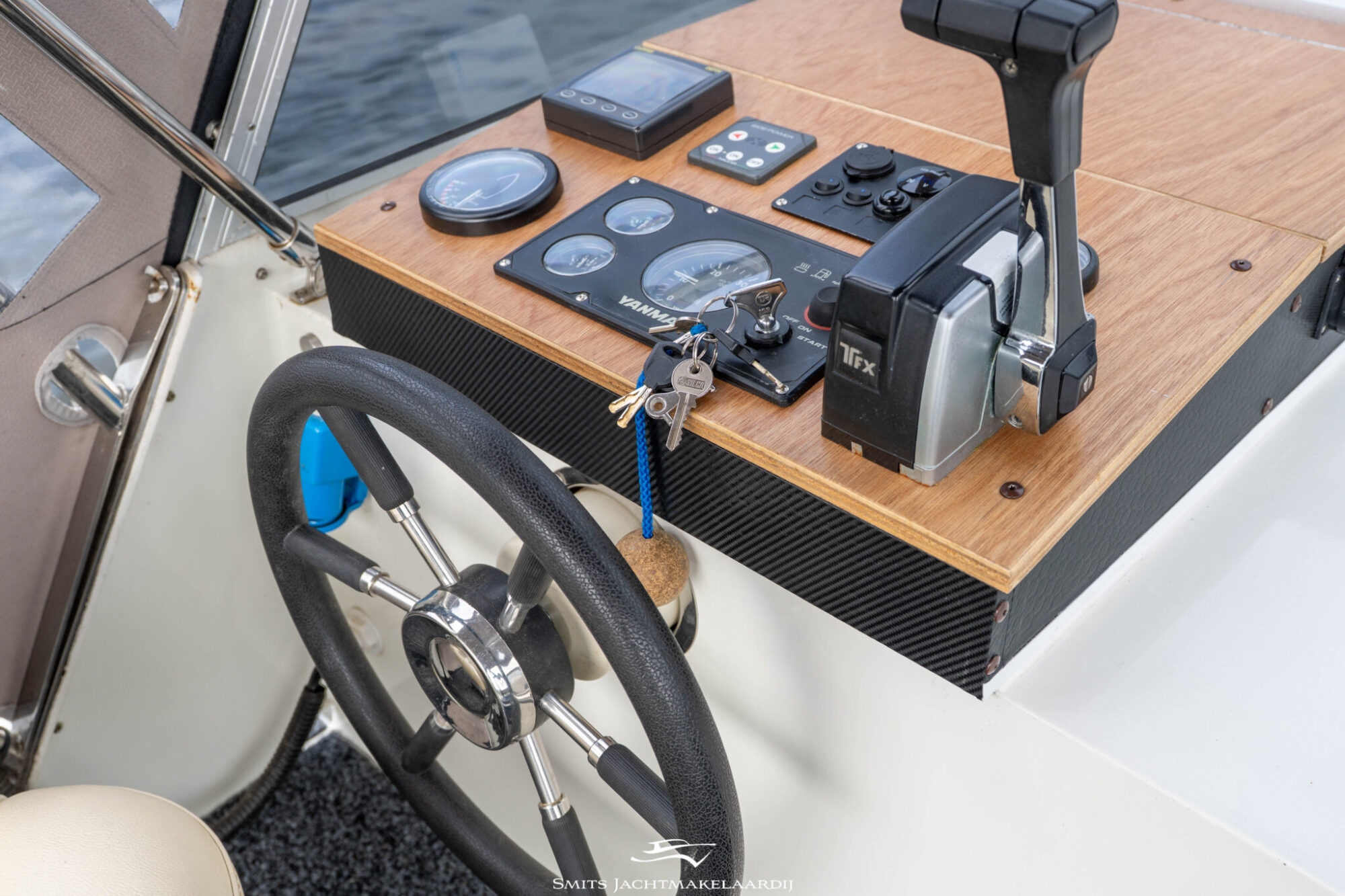 foto: 28 Bege Bege 9.50 AK Cabrio